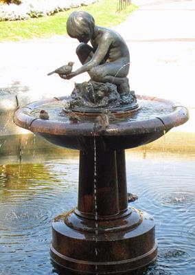 <tt>Boy and Bird Fountain by Sculptor Bashka Paeff via Wikimedia Commons</tt>